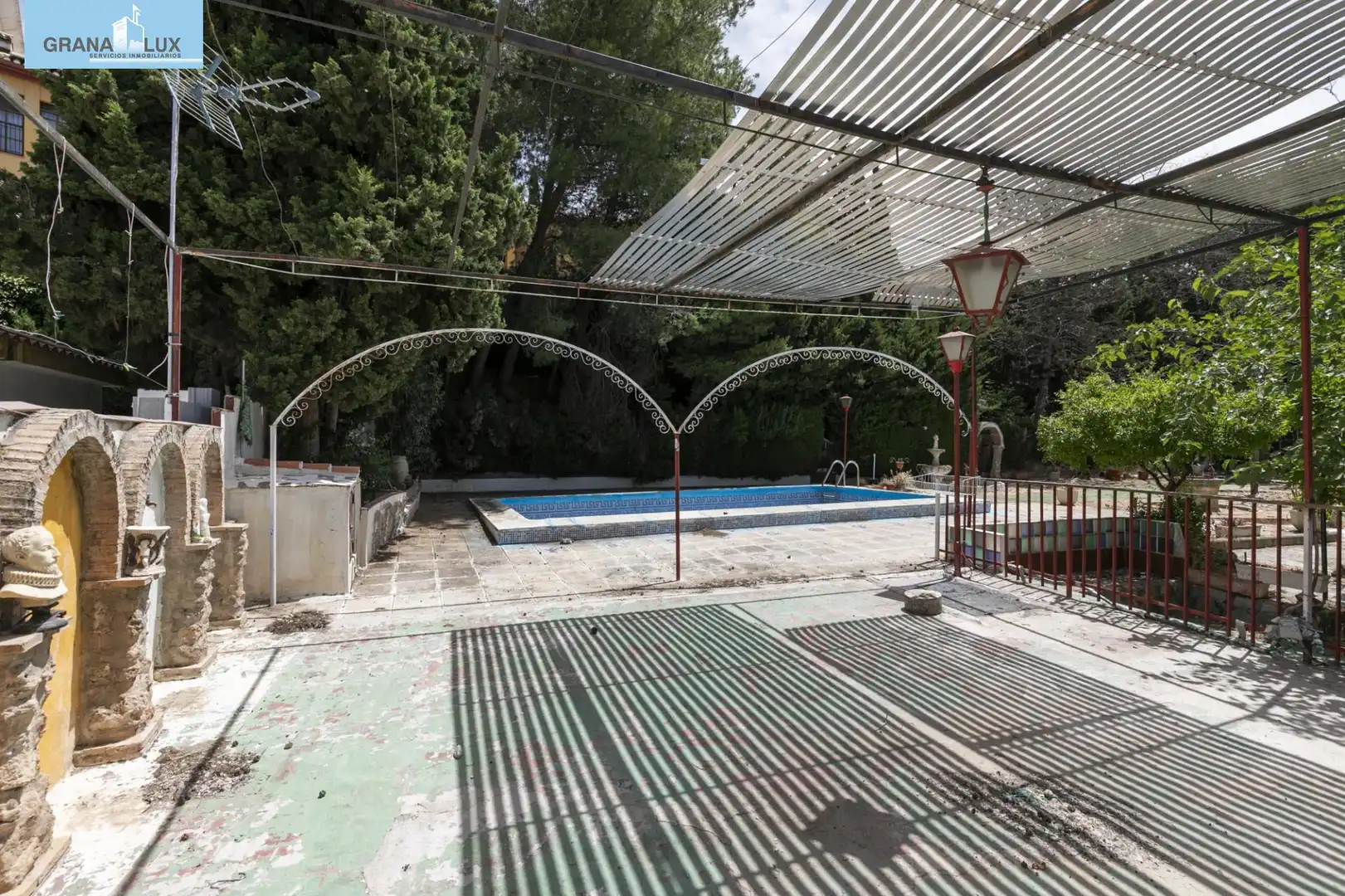Chalet con piscina en venta en 24 Calle Trajano, imagen 11