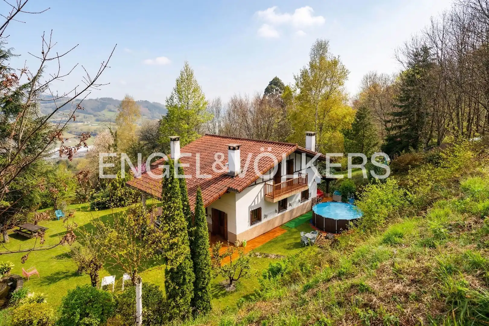 Exterior view of Houses for sale in Lasarte-Oria  with Heating, Private garden and Swimming Pool