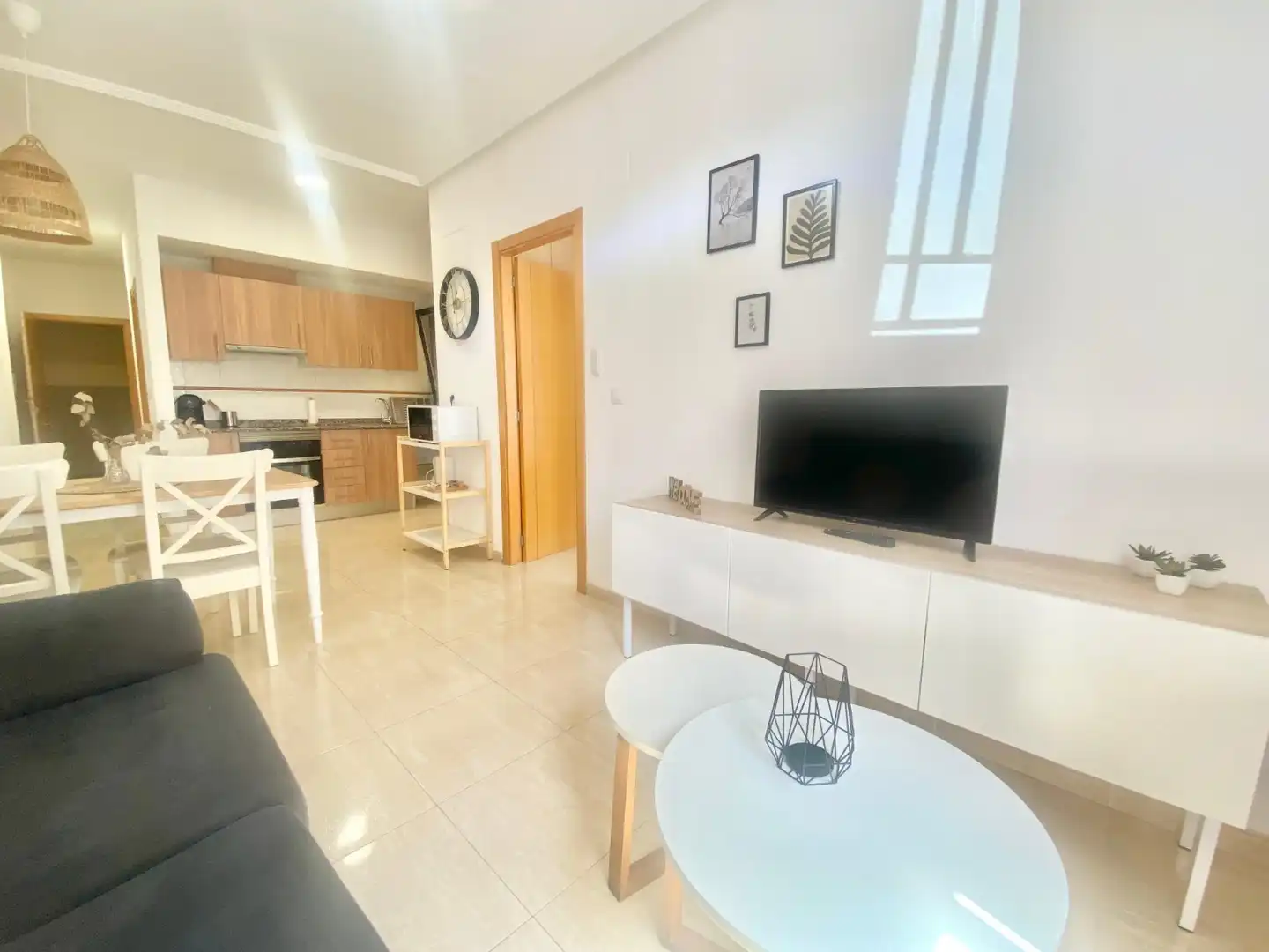Sala d'estar de Apartament de lloguer en El Campello amb Piscina, Moblat i Rentadora