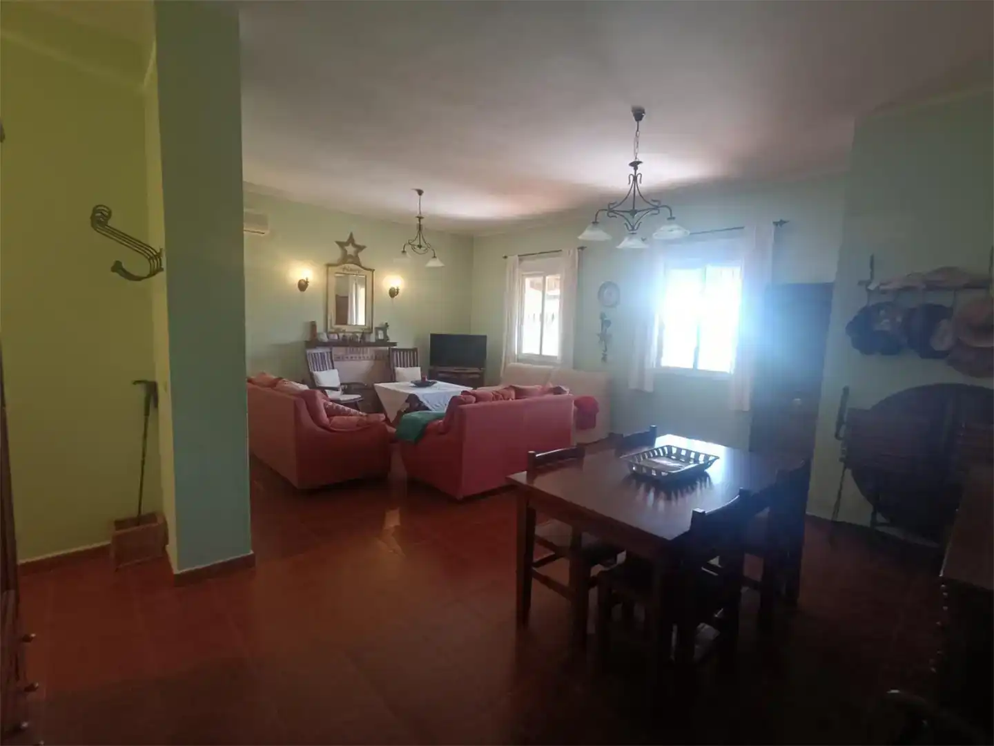 Sala d'estar de Casa o xalet en venda en Trigueros amb Aire condicionat i Piscina