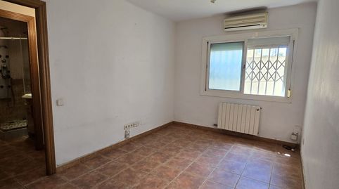 Foto 2 de Piso en venta en Artigues, Badalona
