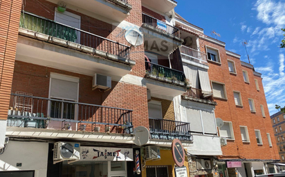 Vista exterior de Pis en venda en Navalmoral de la Mata amb Terrassa