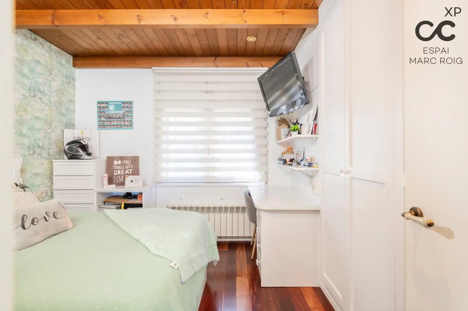 Habitación de Casa o chalet en venta en Olot con Calefacción, Jardín privado y Parquet