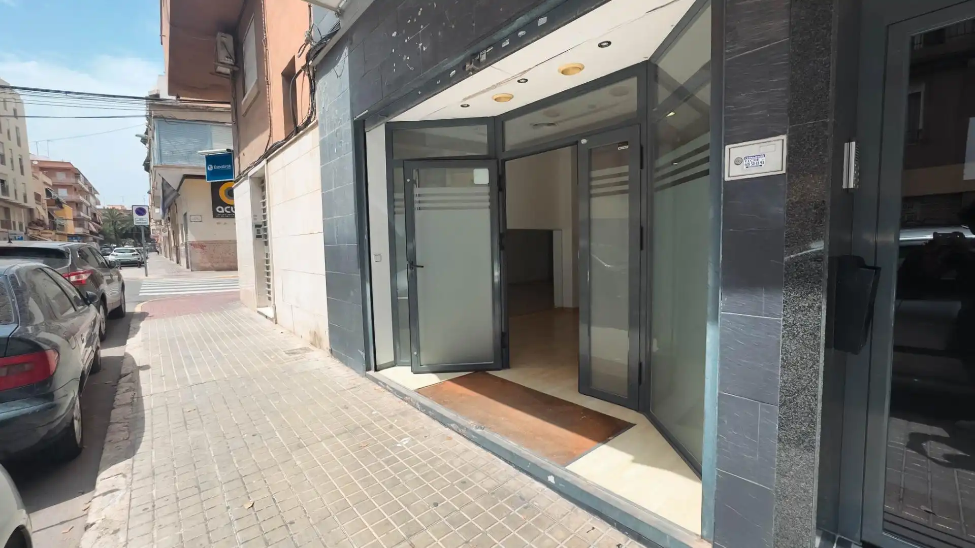 Local en venta en Elche / Elx con Aire acondicionado