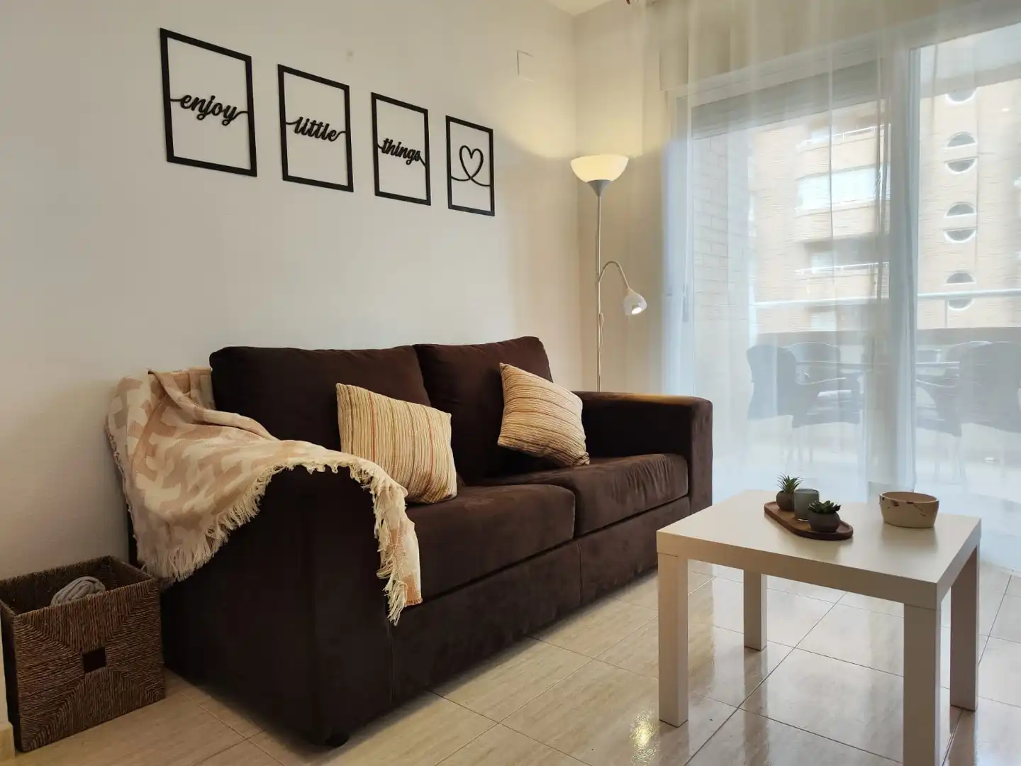 Sala de estar de Apartamento de alquiler en Oropesa del Mar / Orpesa con Aire acondicionado, Terraza y Amueblado
