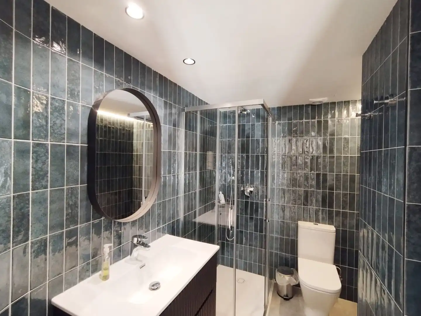 Badezimmer von Wohnung zur Miete in Málaga mit Klimaanlage, Heizung und Terrasse