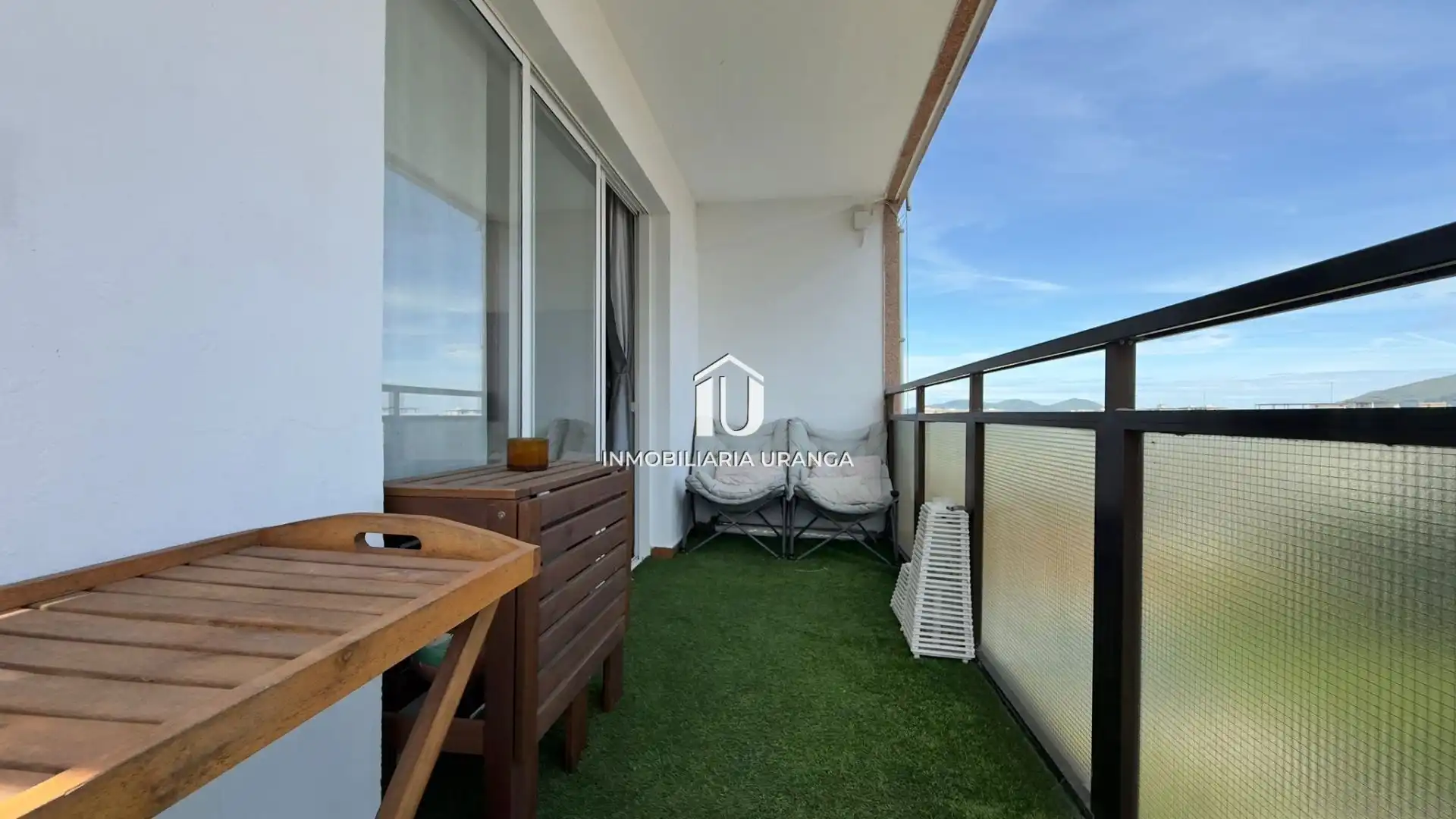Terrasse von Wohnung zum Verkauf in Laredo mit Heizung, Terrasse und Möbliert
