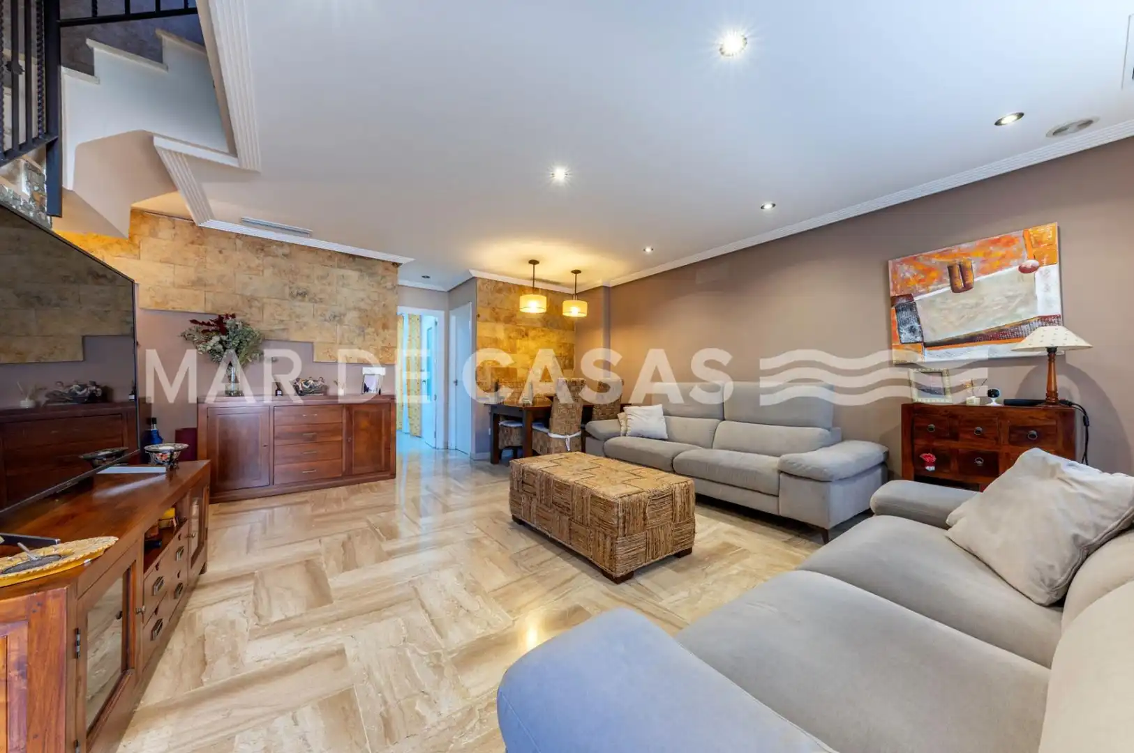 Casa adosada en venta en Elche / Elx con Aire acondicionado, Terraza y Trastero