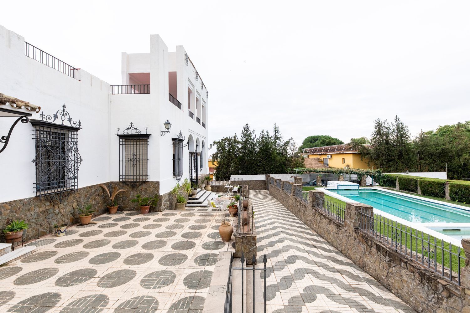 Exterior view of House or chalet for sale in  Córdoba Capital  with Air Conditioner, Private garden and Terrace