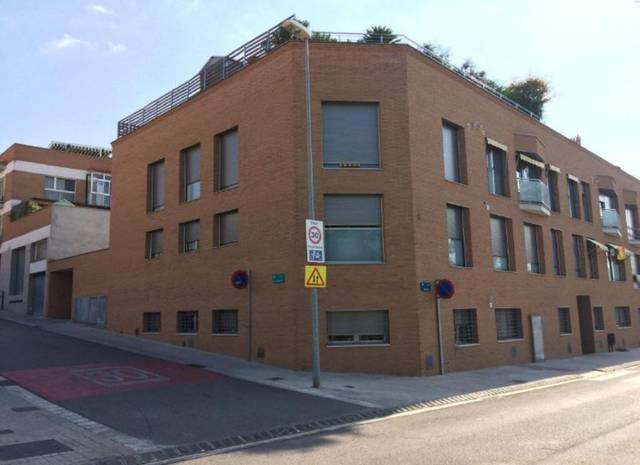 Garaje en Venta en OESTE en Vilanova del Camí