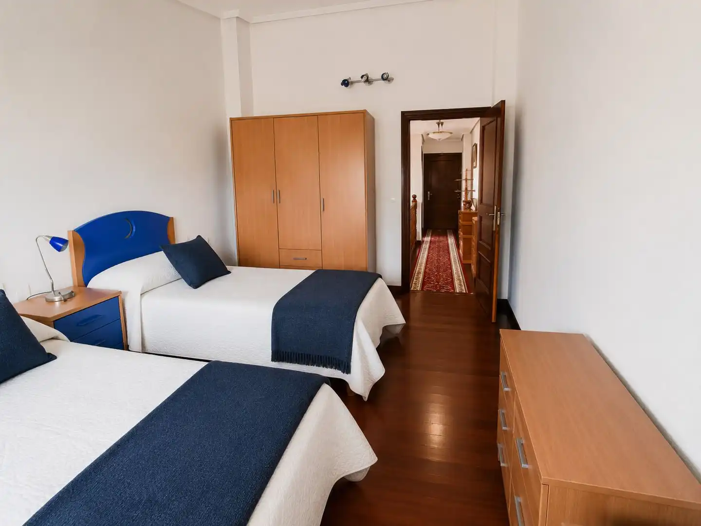 Habitación de Casa adosada en venta en Ruesga con Calefacción, Amueblado y Balcón