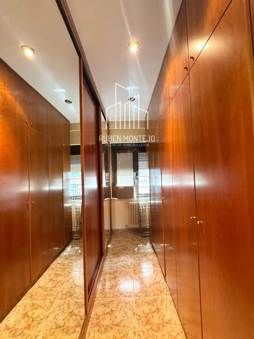 Flat for rent in Villamayor, Carmelitas