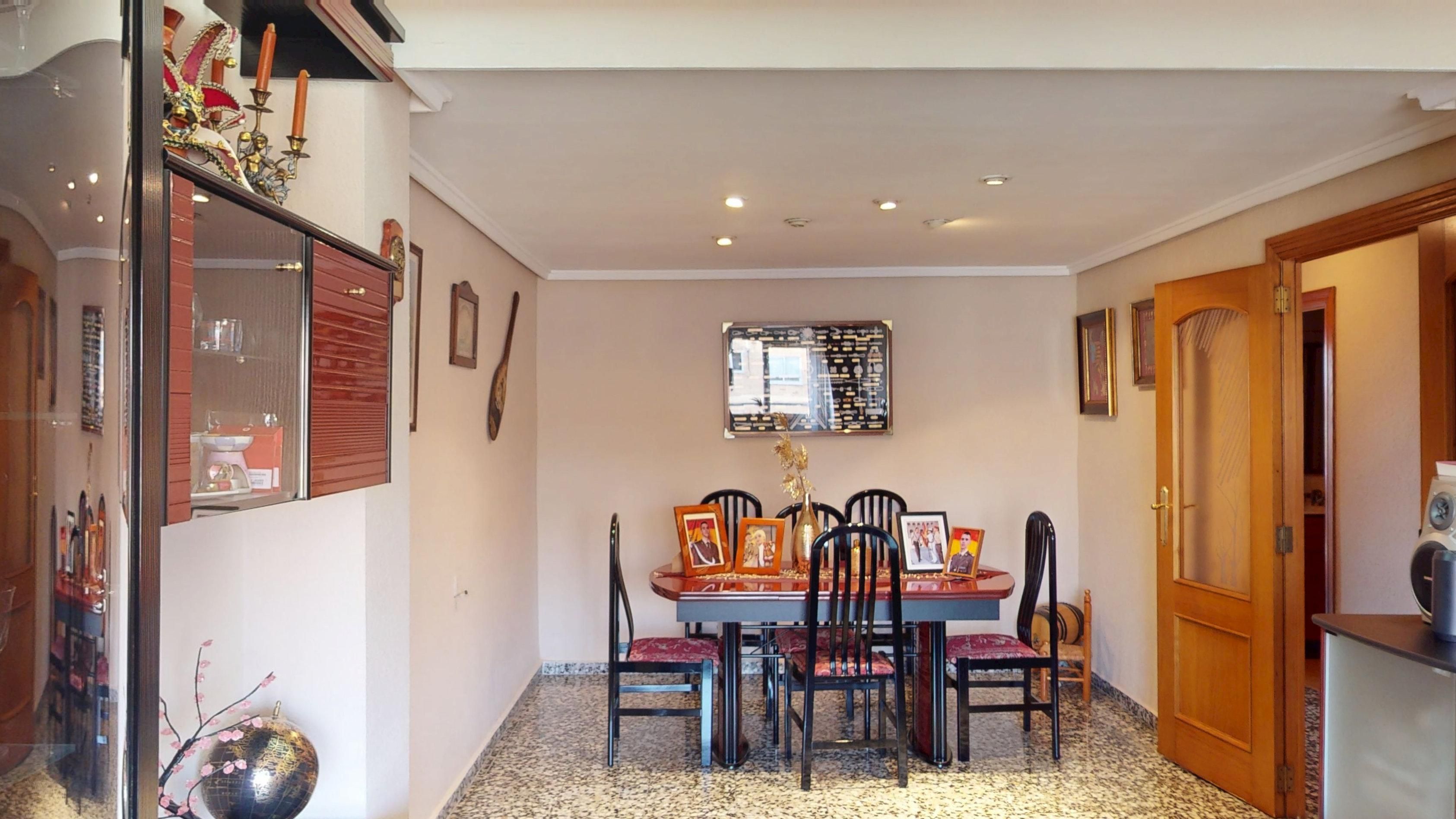 Dining room of Flat for sale in  Valencia Capital