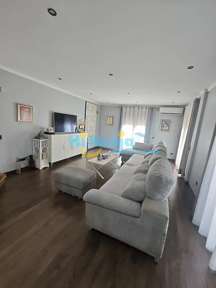 Sala de estar de Casa o chalet en venta en Torrox con Aire acondicionado, Calefacción y Terraza