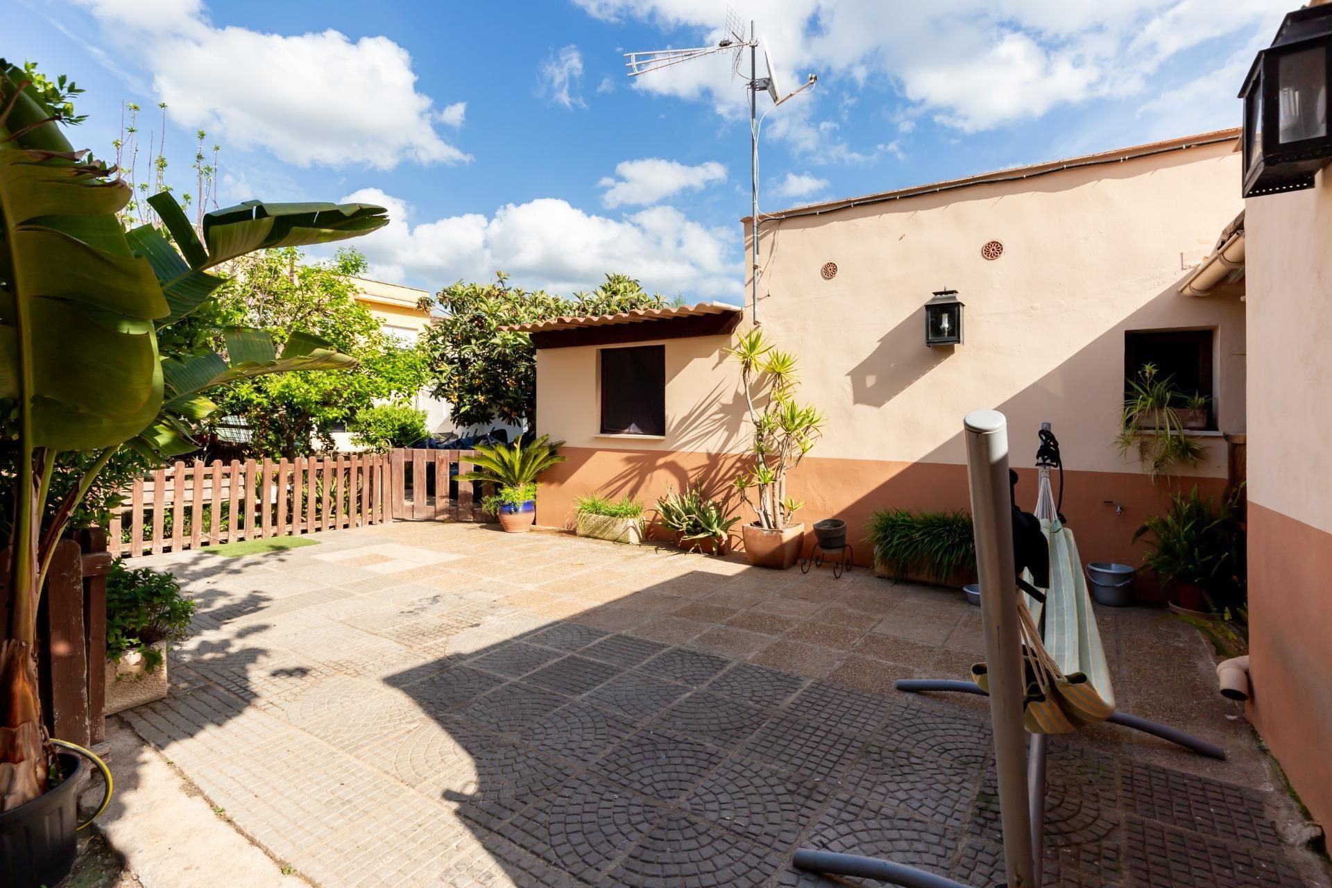 Jardí de Casa adosada en venda en  Palma de Mallorca amb Aire condicionat, Calefacció i Jardí privat