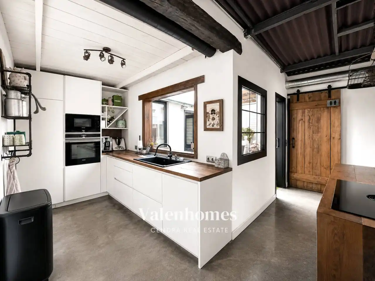 Kitchen of Flat for sale in Mollet del Vallès  with Air Conditioner, Heating and Terrace