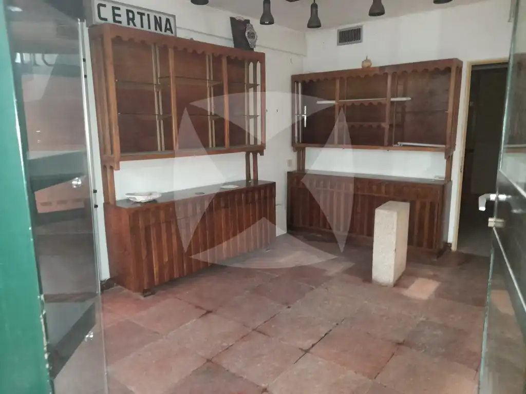Locale commerciale in vendita a Calle Donoso Cortés, imagen 4
