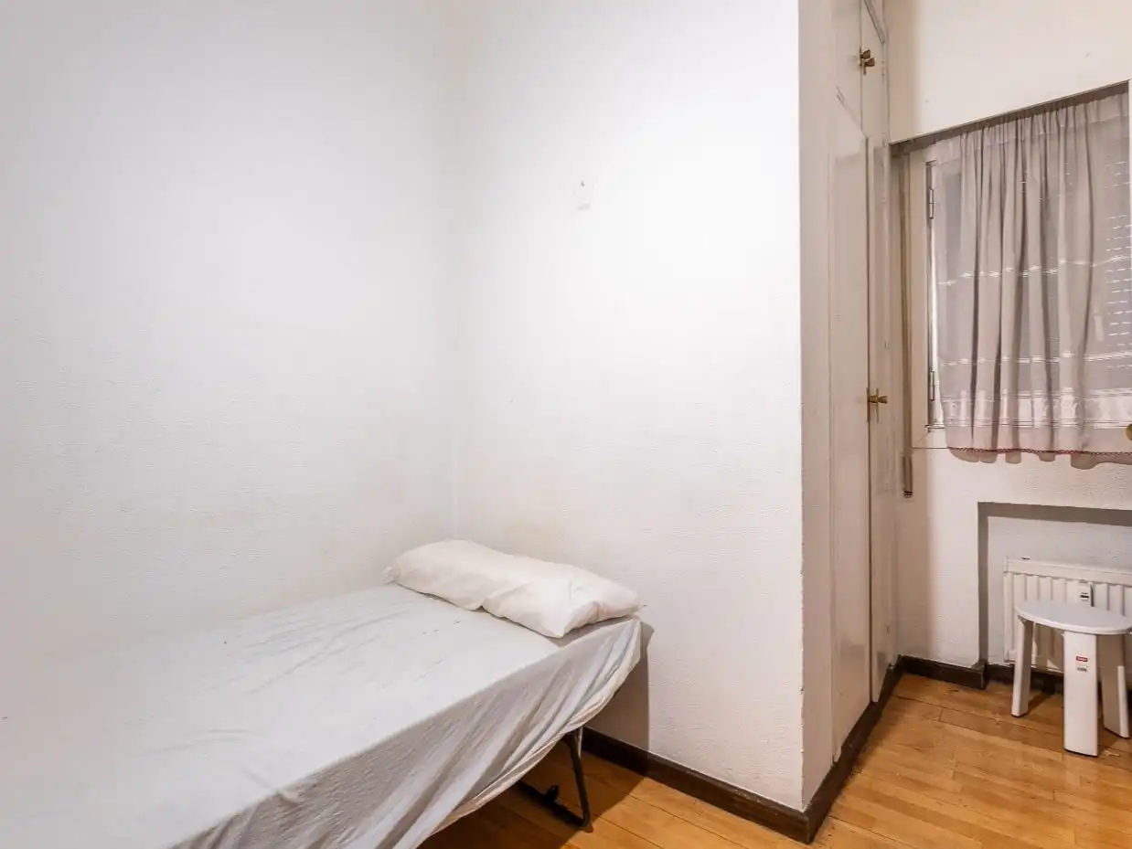 Habitación de Piso en venta en  Madrid Capital con Terraza y Balcón