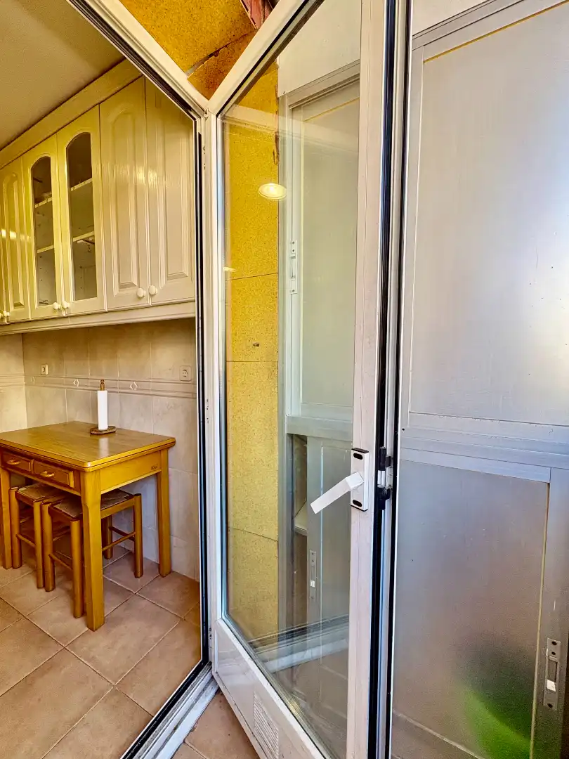 Wohnung zum Verkauf in Madrid mit Klimaanlage, Heizung und Parkett