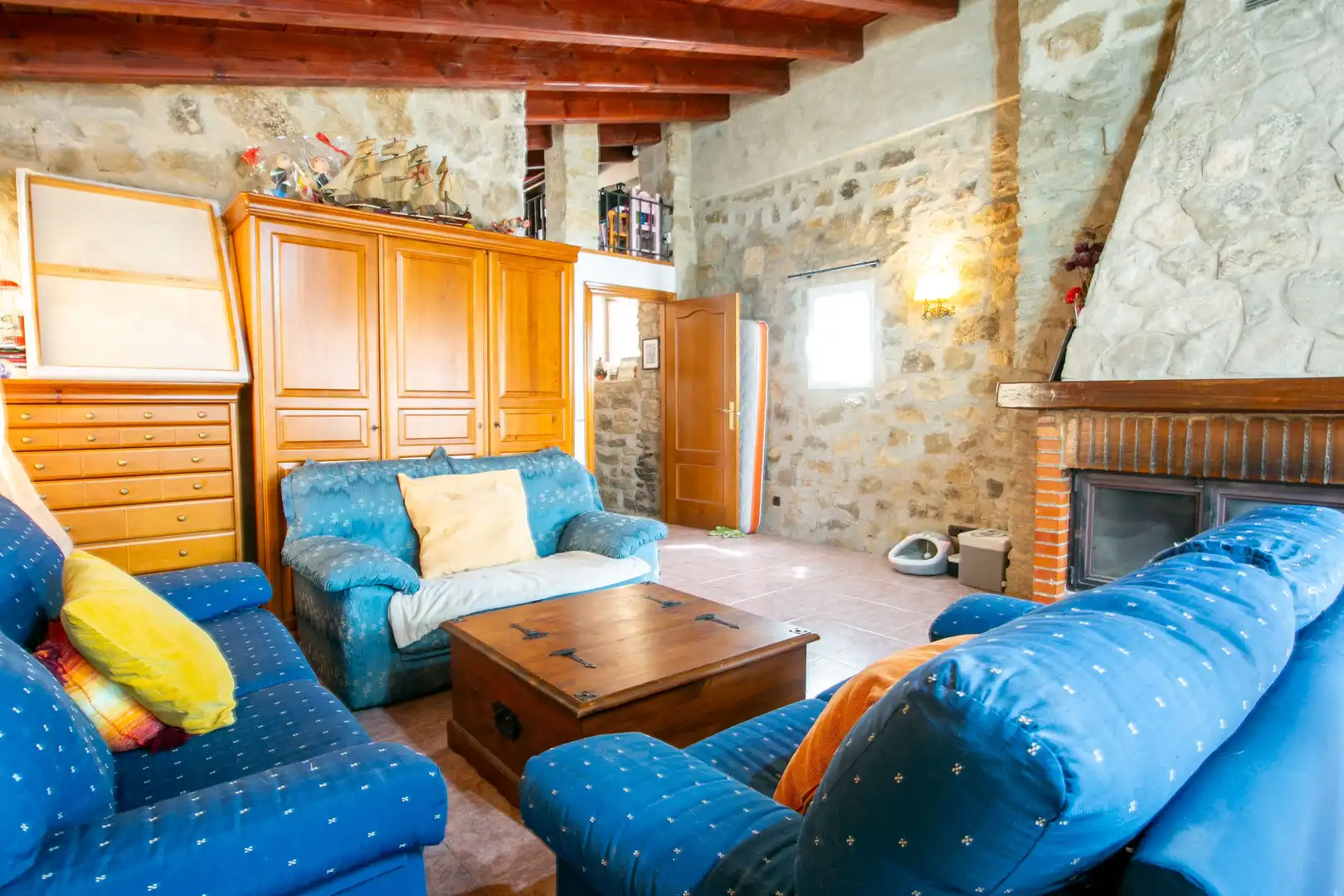 Living room of Houses for sale in Mendigorria  with Terrace, Furnished and Balcony