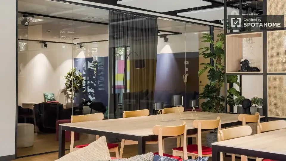 Comedor de Casa o chalet para compartir en Barcelona con Aire acondicionado, Terraza y Amueblado