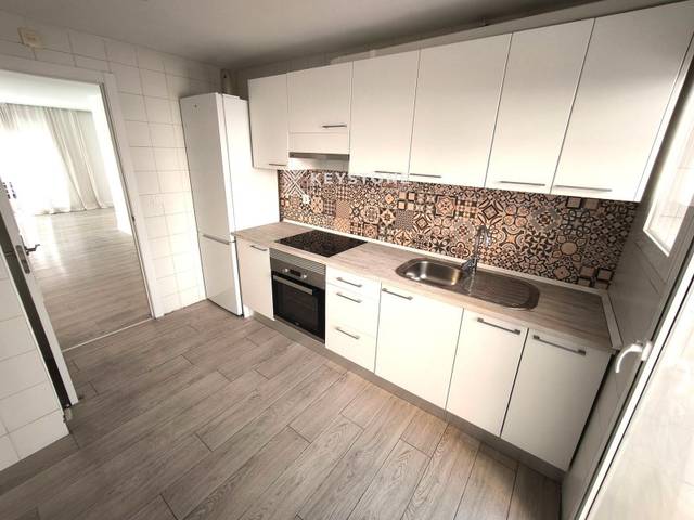 Piso en Alquiler en CALLE D'ANDREA DORIA en Son Armadans