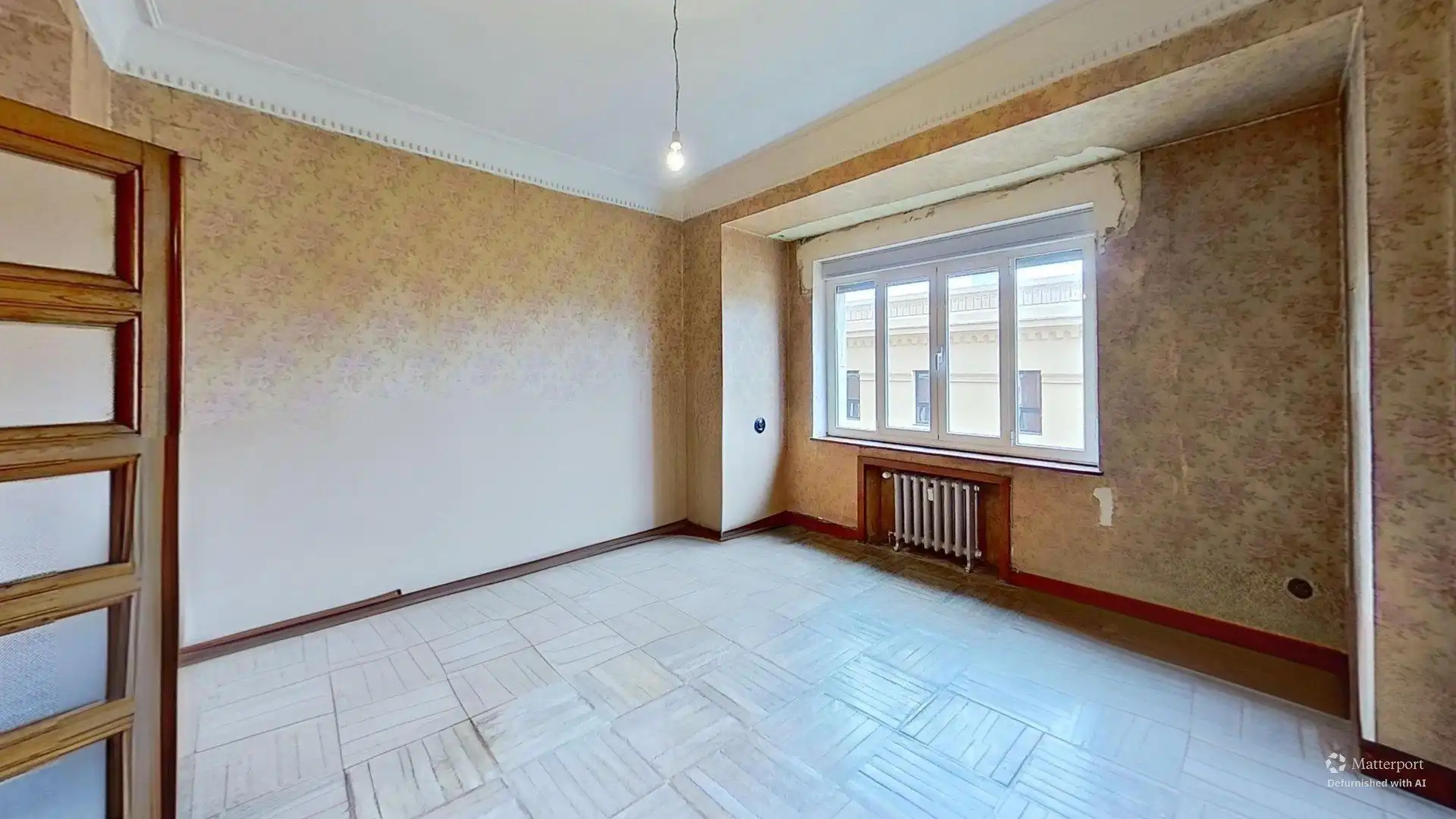 Habitación de Piso en venta en Oviedo  con Calefacción