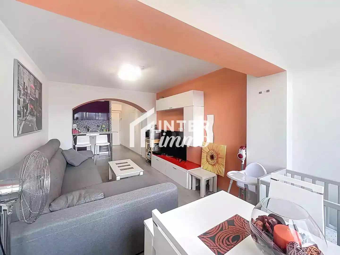Sala d'estar de Estudi en venda en Roses amb Calefacció i Parquet