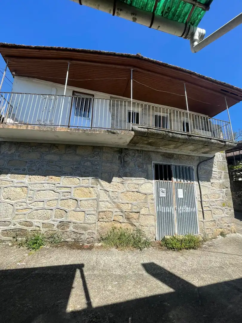 Vista exterior de Casa o chalet en venta en O Irixo con Calefacción, Parquet y Trastero