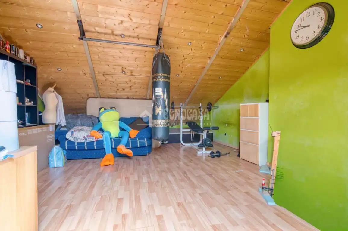 Casa adosada en venta en Valladolid con Calefacción, Parquet y Balcón