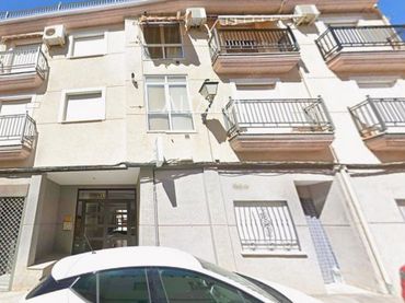 Pis amb ascensor en venda a MELCHOR CANO