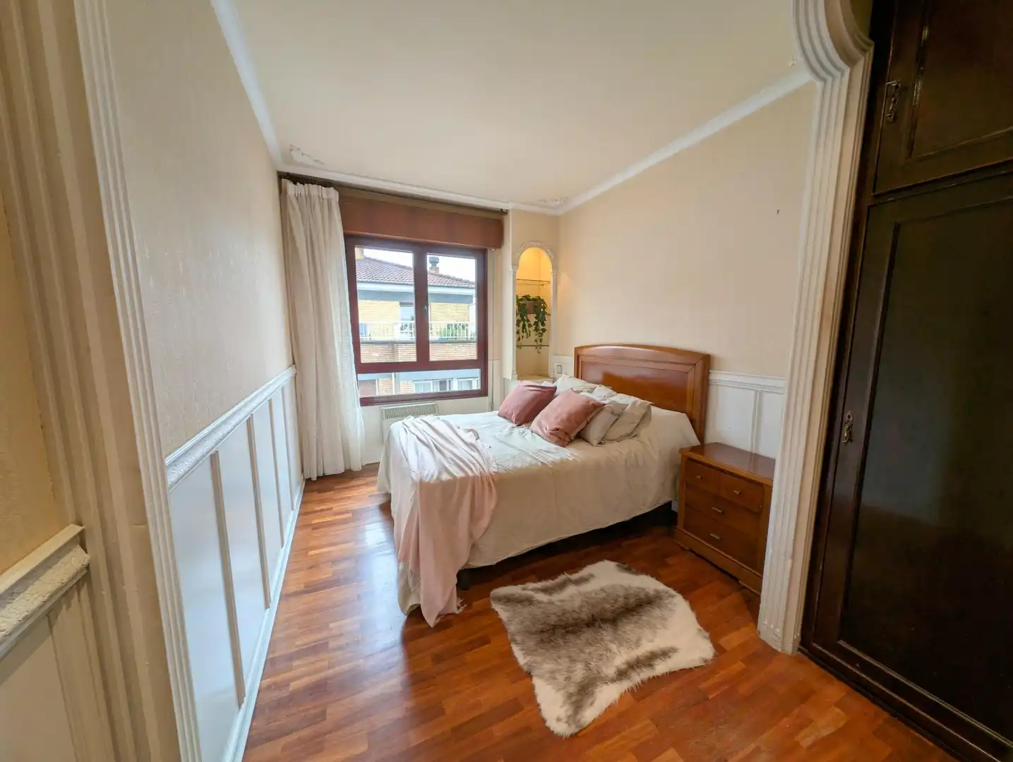 Habitación de Piso en venta en Mieres (Asturias) con Calefacción, Amueblado y Balcón