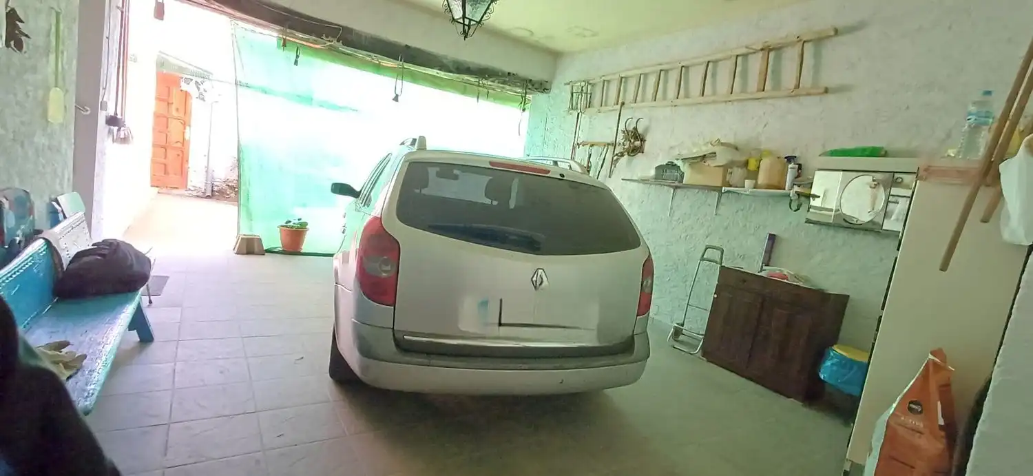 Aparcament de Casa o xalet en venda en Valderrey amb Calefacció, Terrassa i Traster