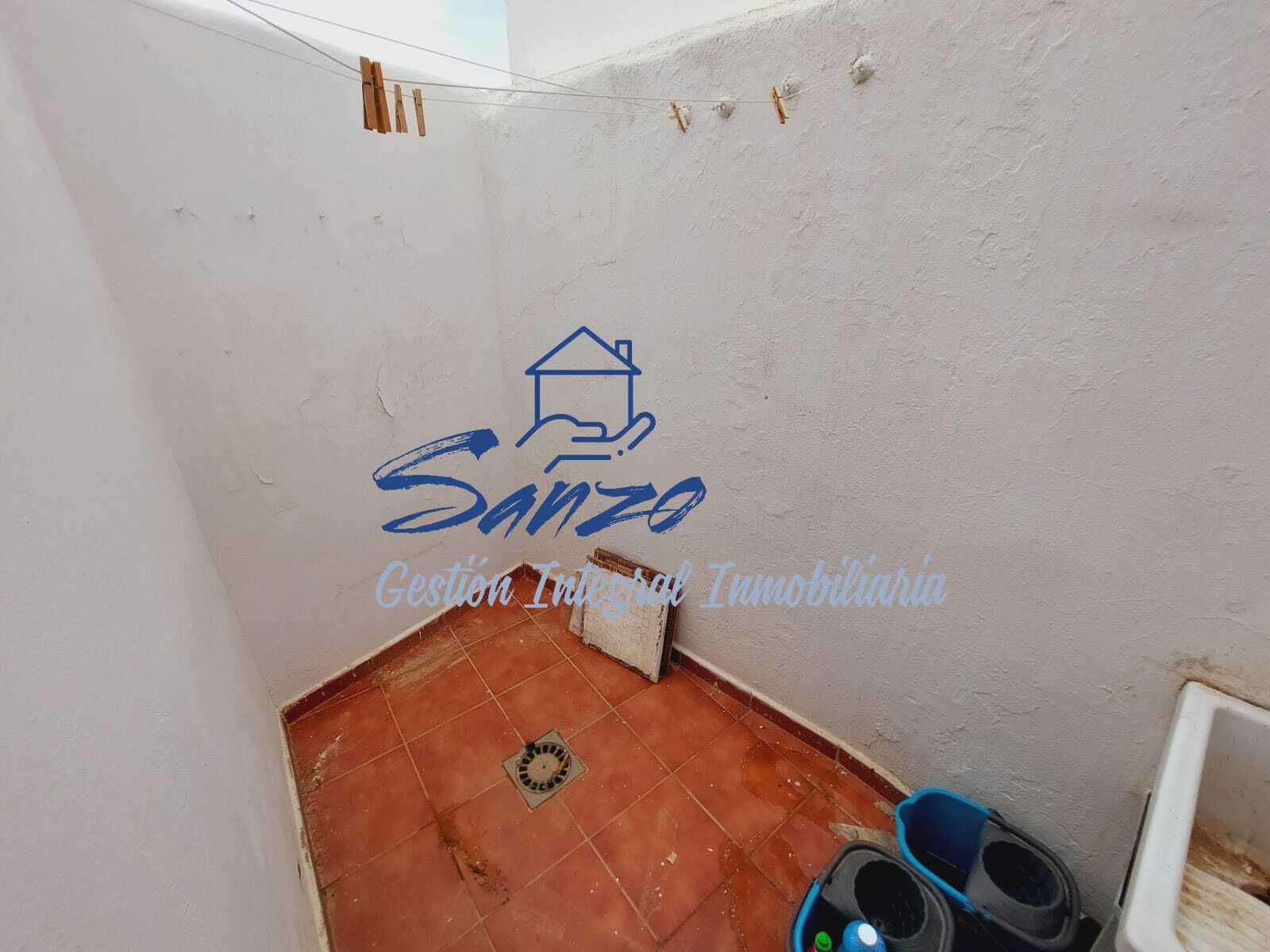 House or chalet for sale in Antequera  with Furnished