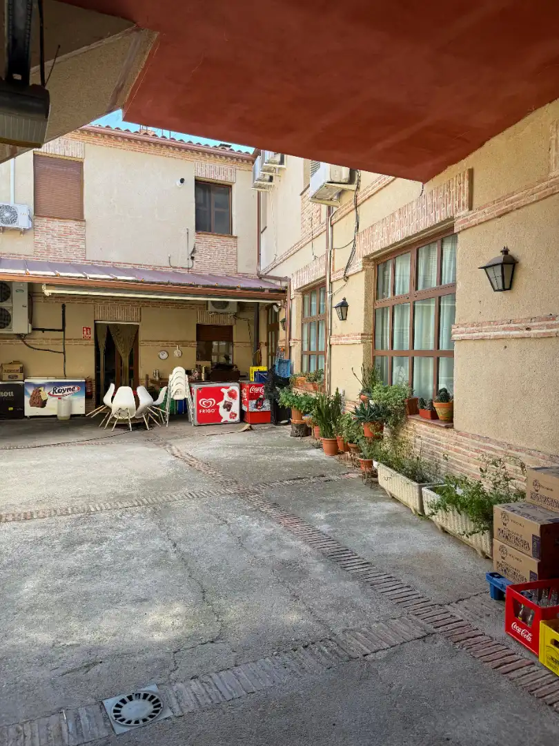 Vista exterior de Edificio en venta en Malpica de Tajo con Alarma