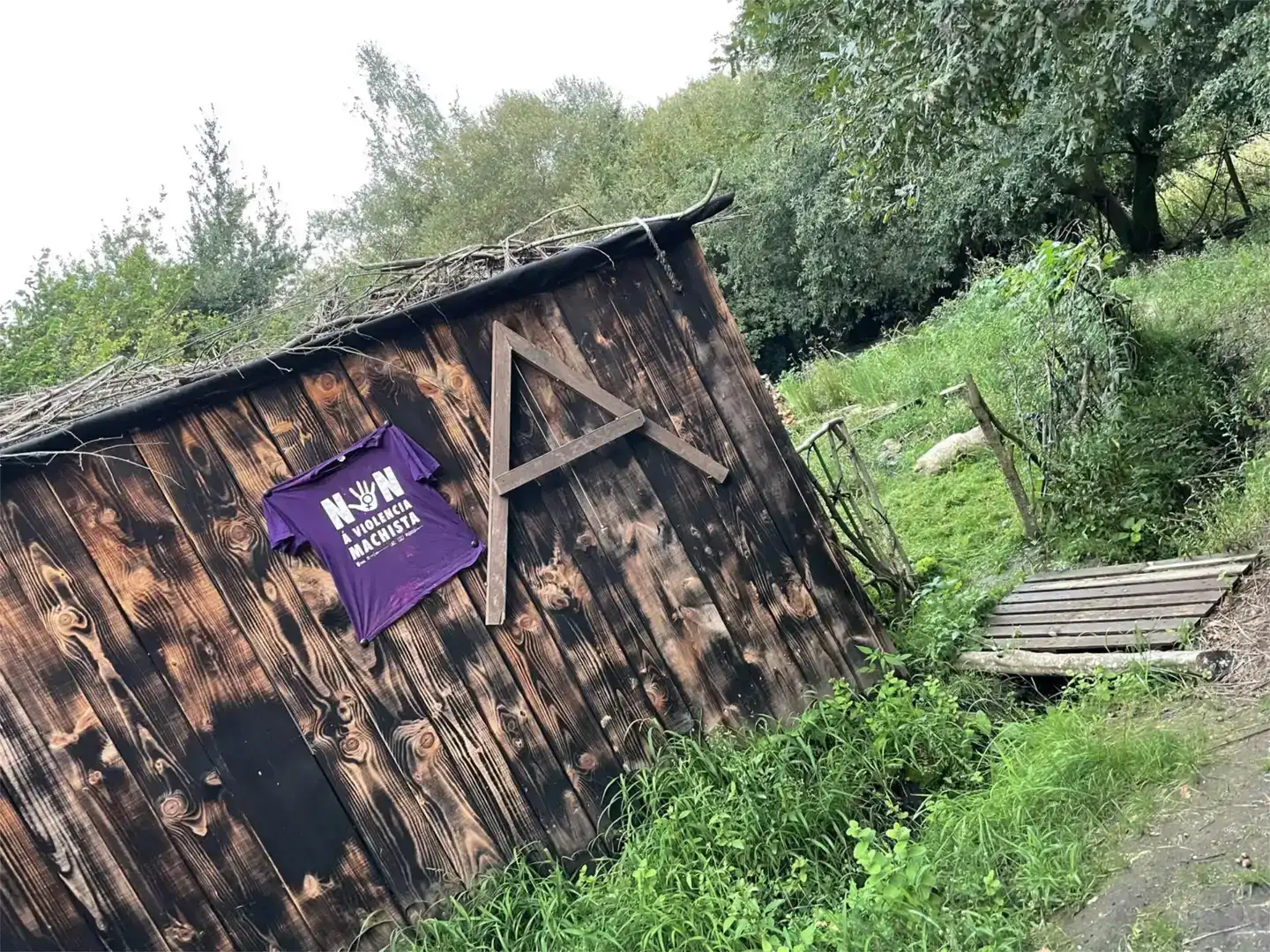 Außenansicht von Country house zum Verkauf in Moaña mit Schwimmbad