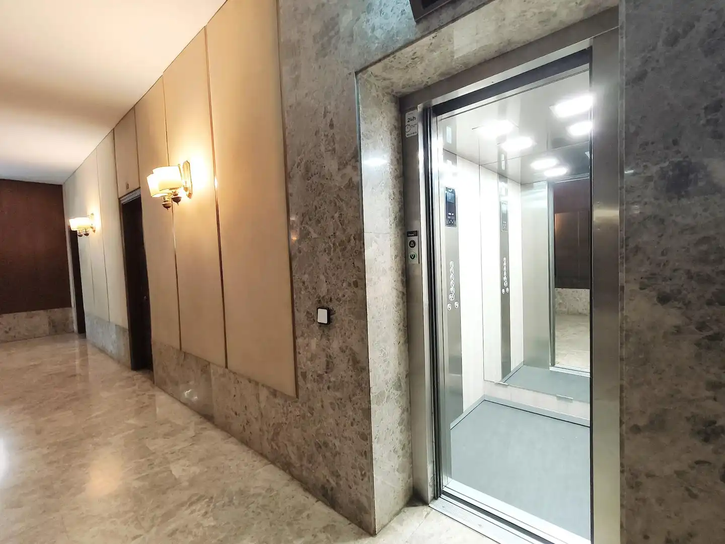 Piso en venta en Reus con Calefacción, Terraza y Trastero