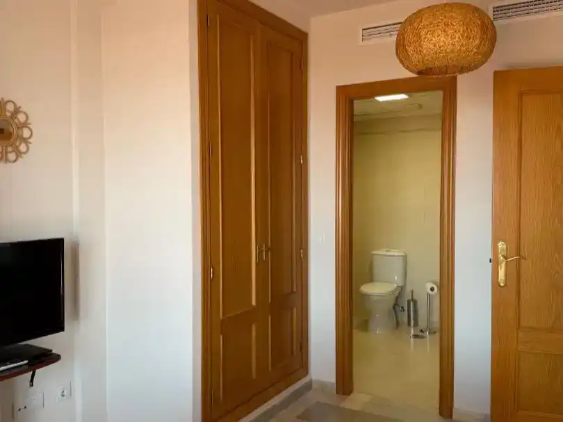 Badezimmer von Wohnung zum Verkauf in Mutxamel mit Klimaanlage, Schwimmbad und Balkon
