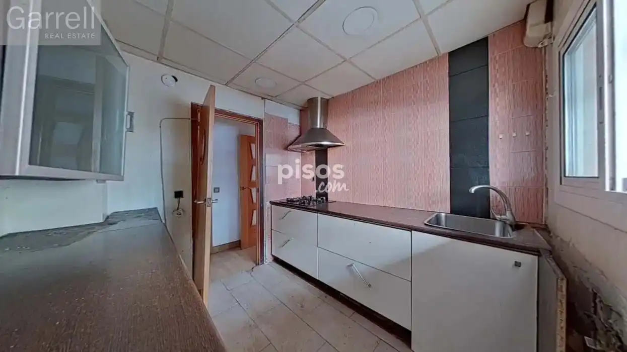 Flat for sale in Carrer PINTOR TOGORES 
 
Cerdanyola del Vallès, imagen 15