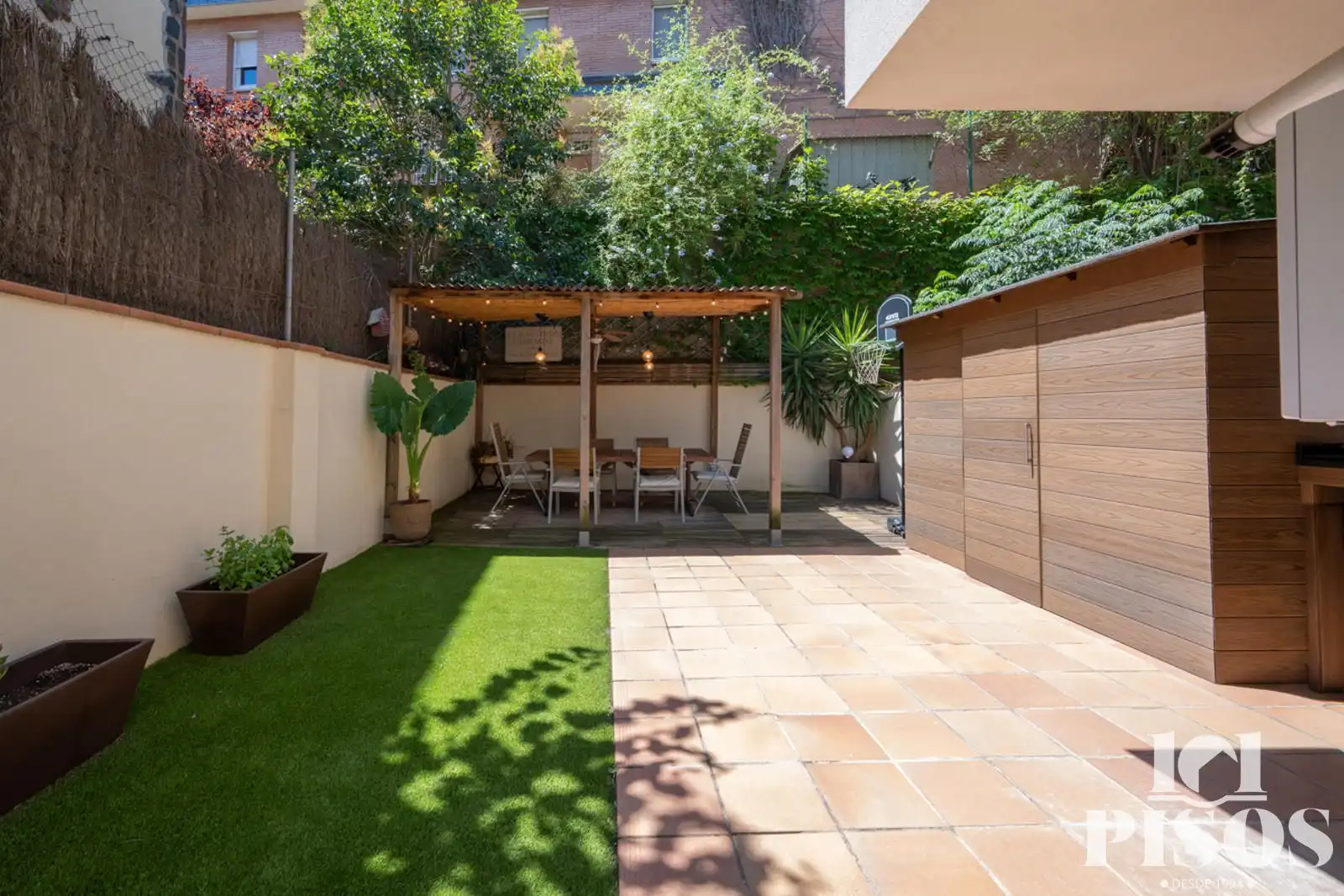 Terraza de Dúplex en venta en Sant Cugat del Vallès con Aire acondicionado, Calefacción y Jardín privado