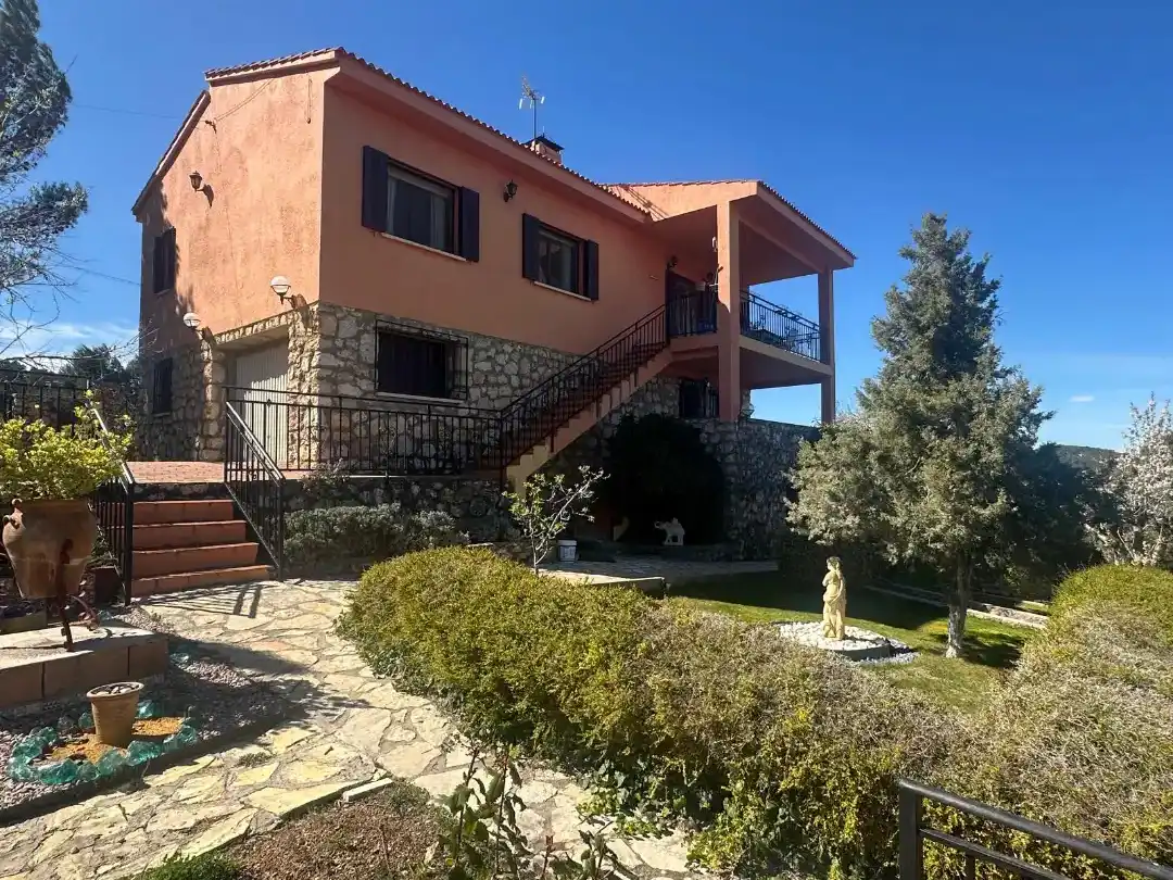 Xalet amb terrassa en venda a Albalate de Zorita