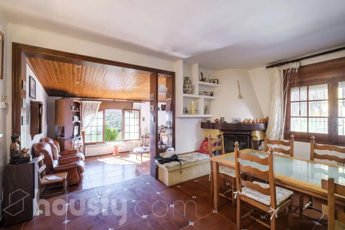 Detached house with pool for sale in Calle Bergueda ., imagen 6