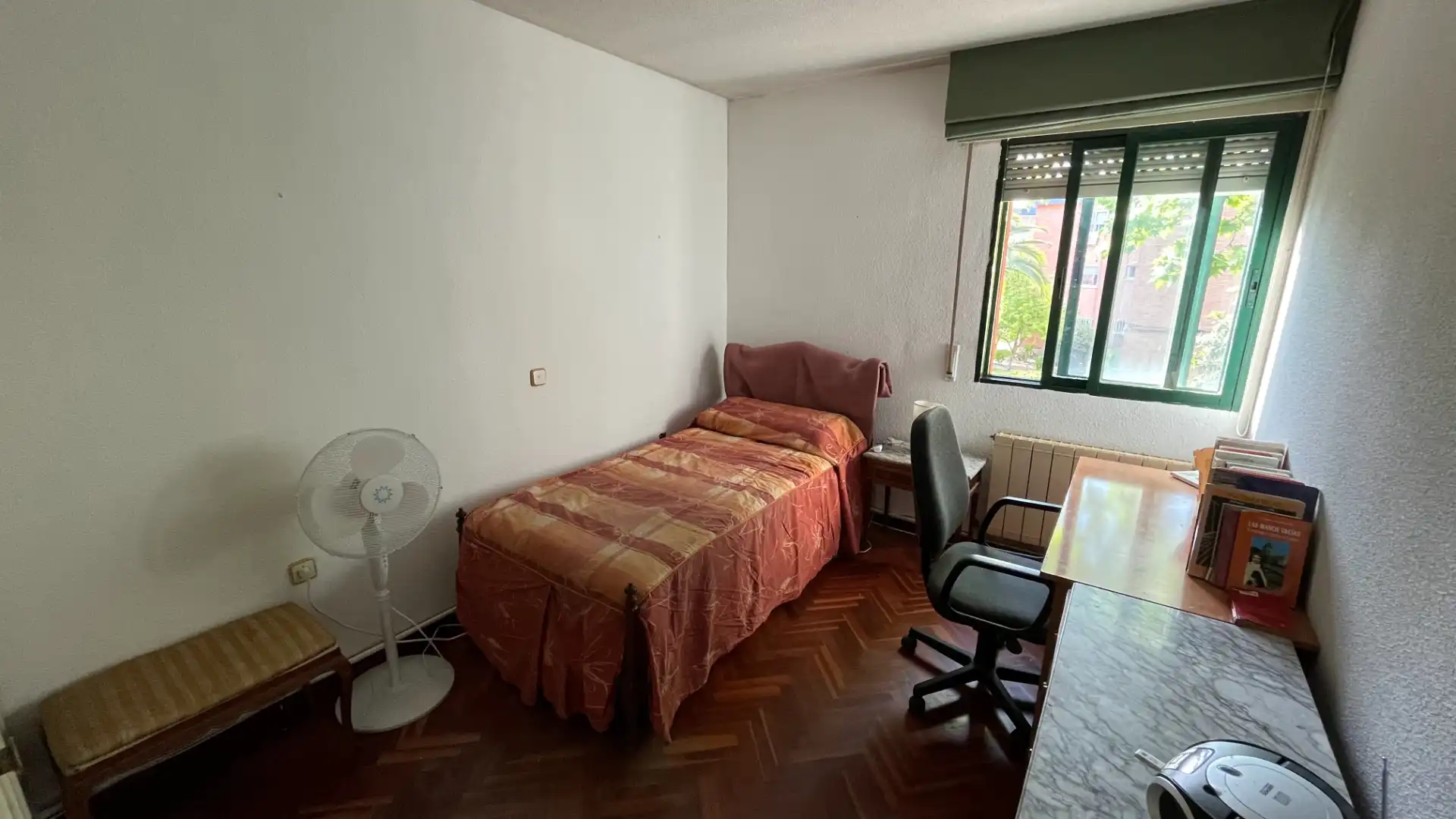 Dormitori de Casa adosada en venda en Villanueva del Pardillo amb Aire condicionat, Calefacció i Jardí privat