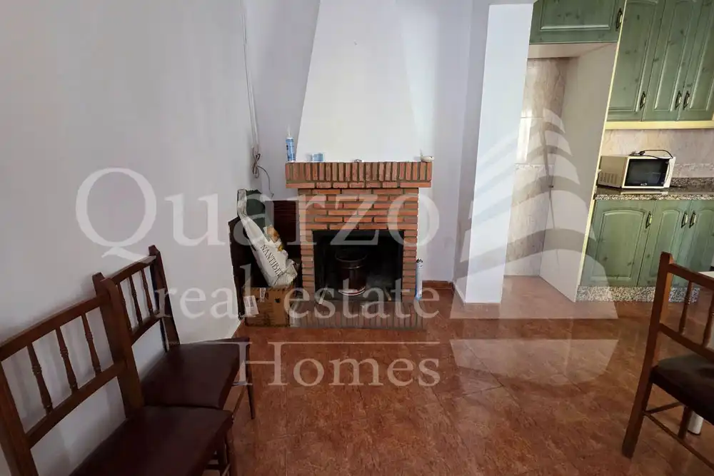 Sala d'estar de Casa adosada en venda en Madrigalejo amb Calefacció i Moblat