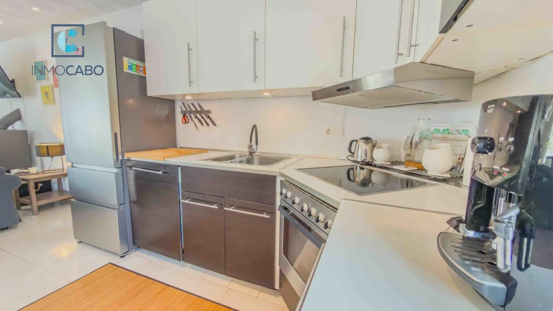 Cocina de Casa o chalet en venta en La Manga del Mar Menor con Aire acondicionado, Jardín privado y Piscina