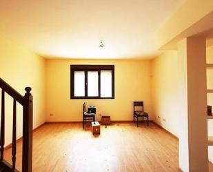 Living room of Flat for sale in Santa María de la Alameda