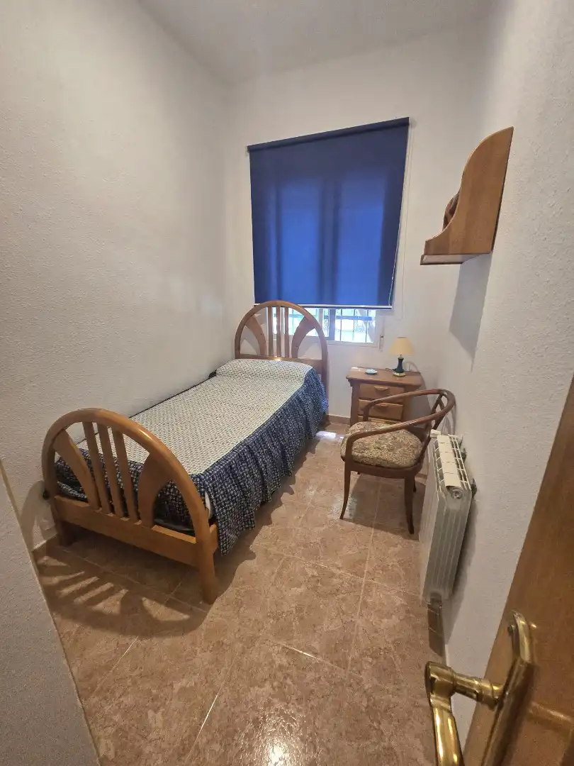 Habitación de Casa o chalet en venta en L'Eliana con Calefacción, Jardín privado y Terraza