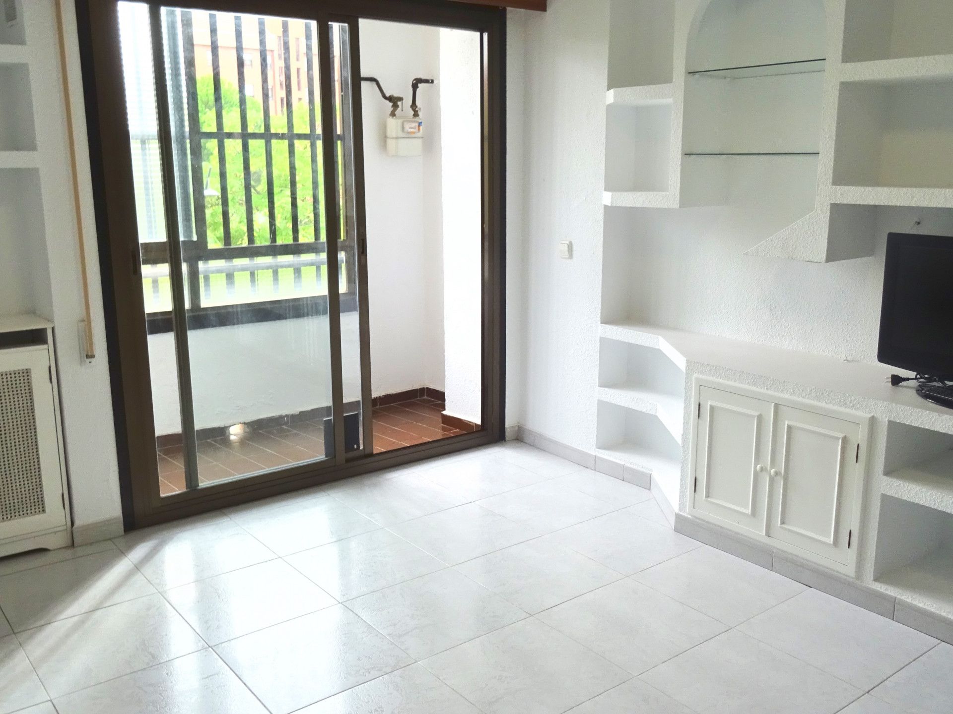 Flat to rent in Tres Cantos  with Terrace