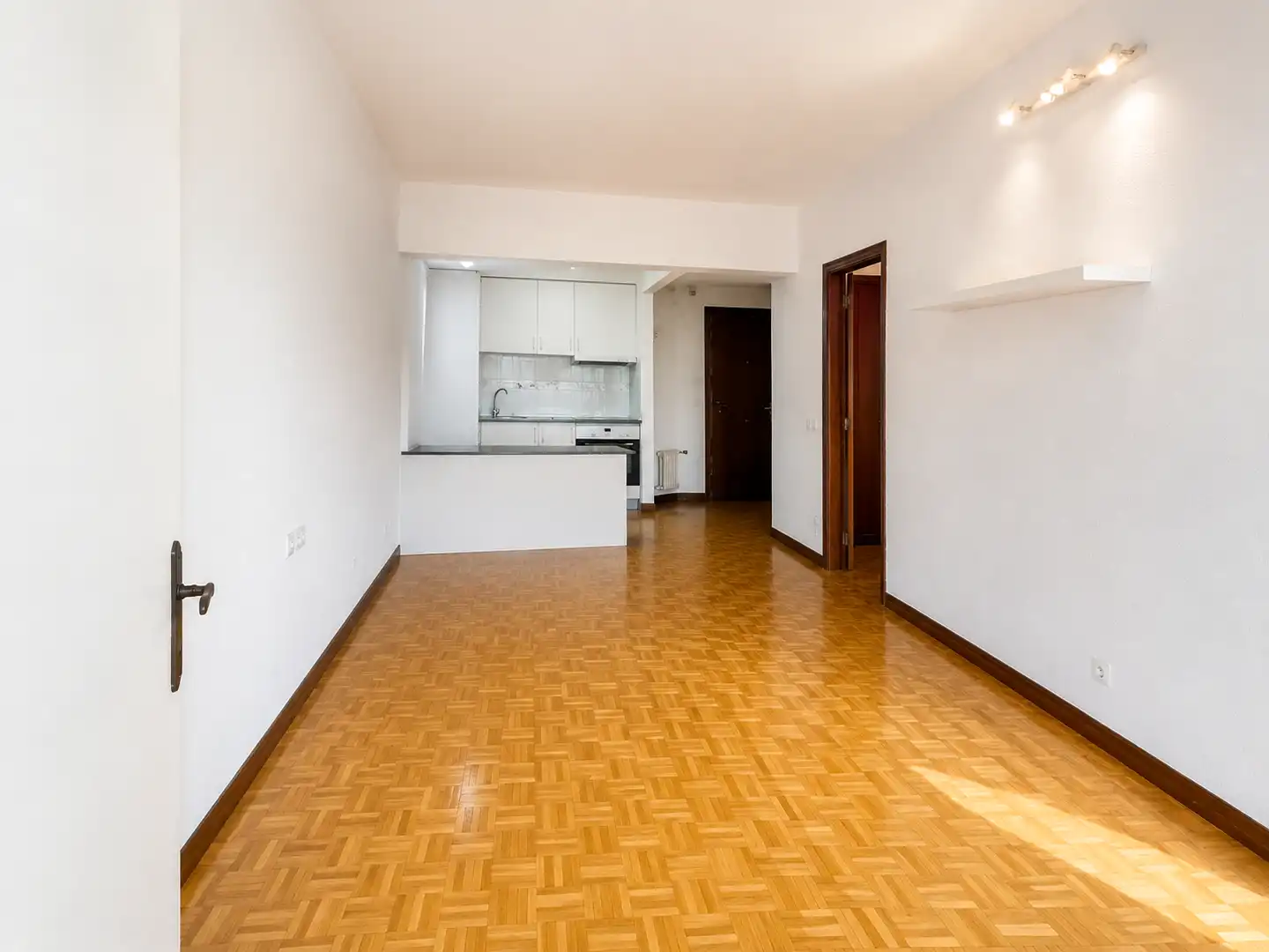 Cuina de Pis de lloguer en Madrid amb Aire condicionat, Calefacció i Parquet