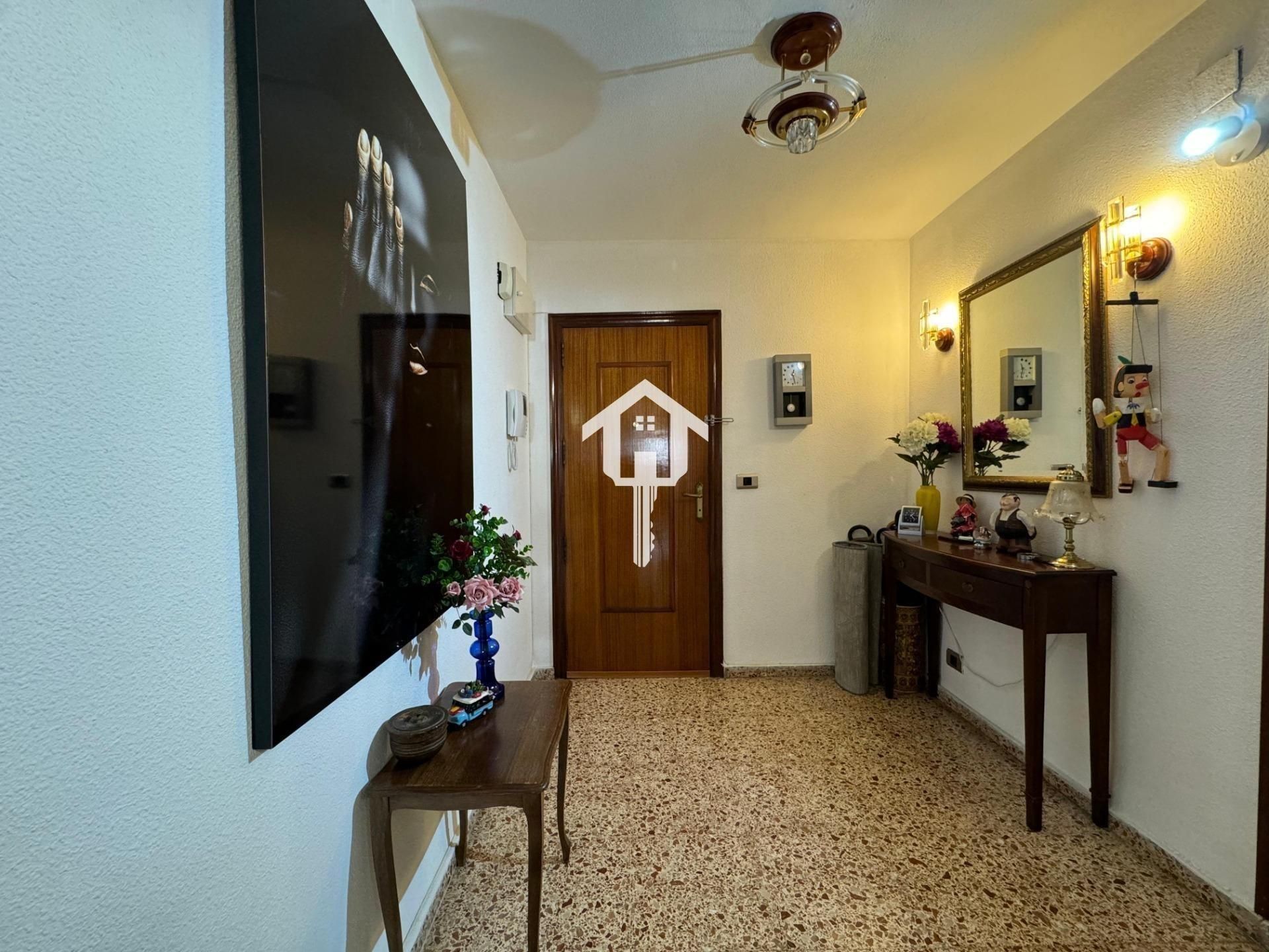 Wohnung zum Verkauf in Calle de Amadeo de Saboya, Carolinas Altas, Pla - Carolinas